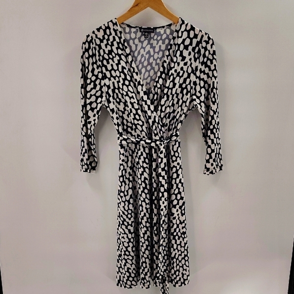 Versona Pullover Dress Size Small Faux Wrap Black and White Elbow Sleeve Stretch - Picture 1 of 8